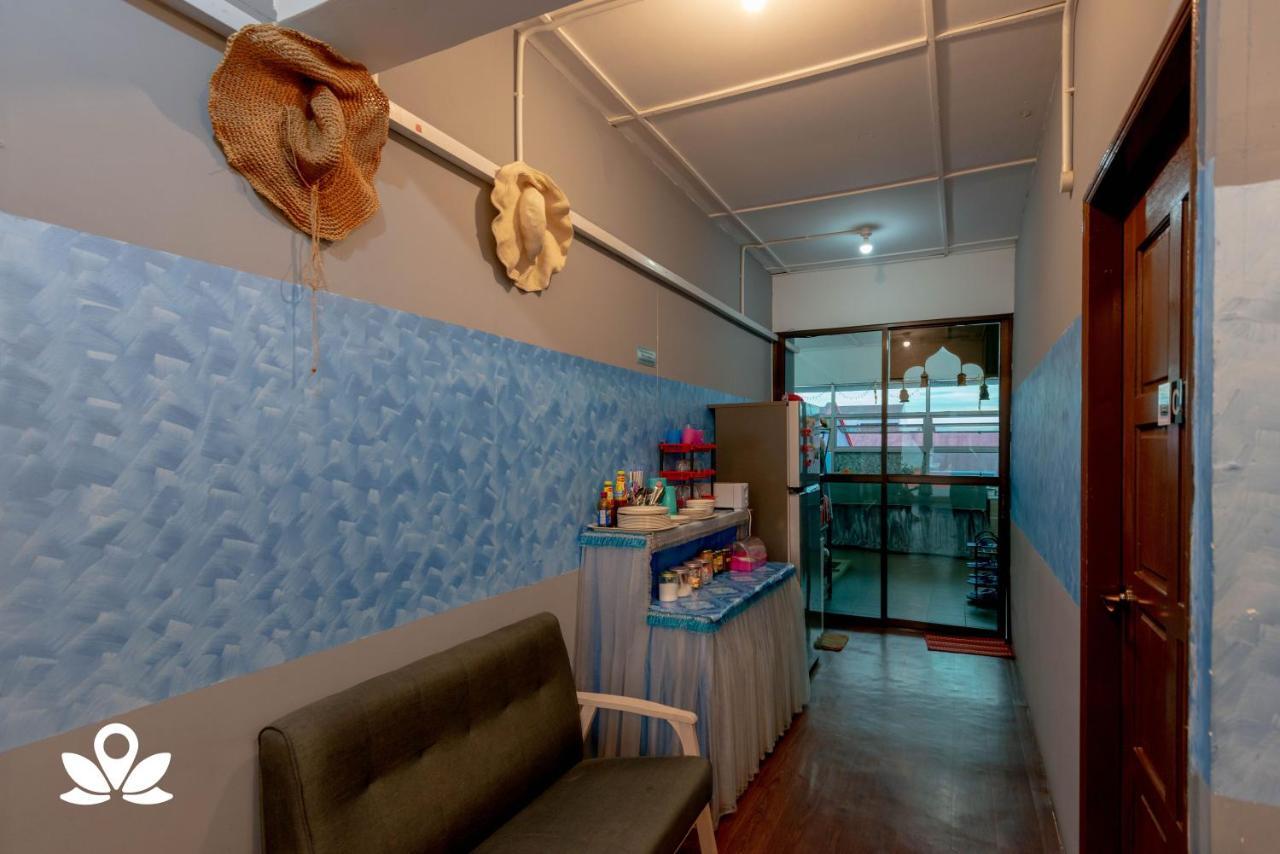 Auberge de jeunesse Island Backpackers à Semporna Extérieur photo
